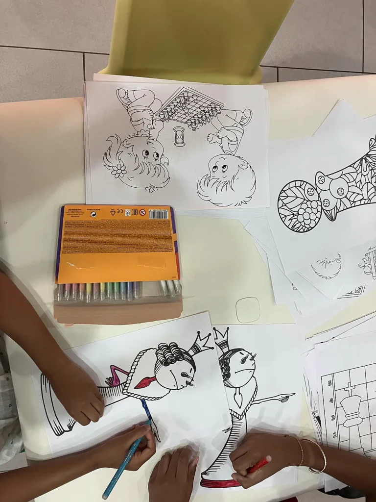 Atelier coloriage sur le thème des échecs
