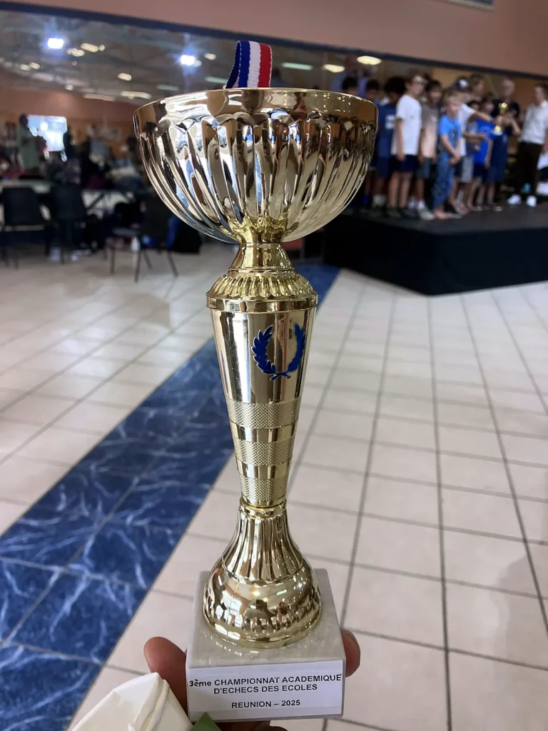 La coupe du championnat académique des écoliers