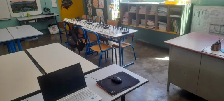 Salle préparée pour le tournoi de l’école Jean Macé
