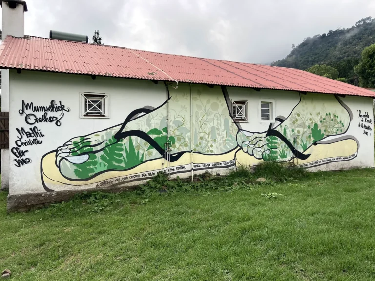 Fresque de l’école à Mafate