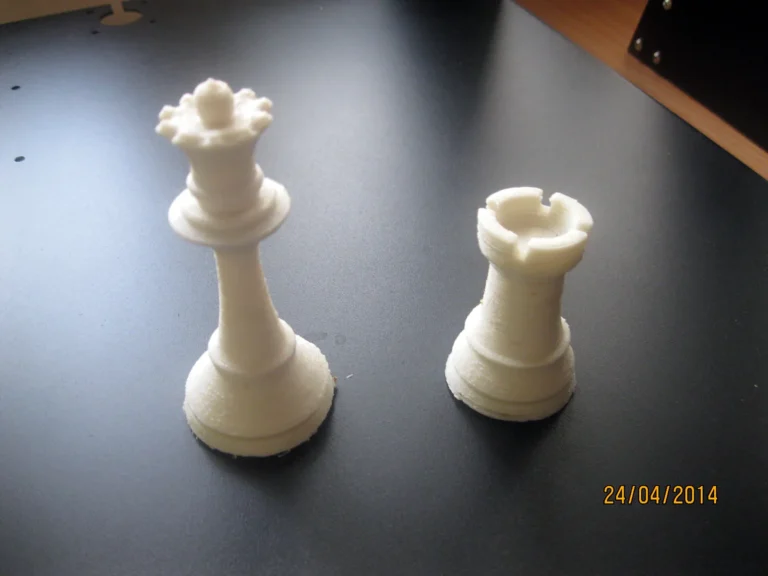 Dame et tour imprimées en 3D en 2014